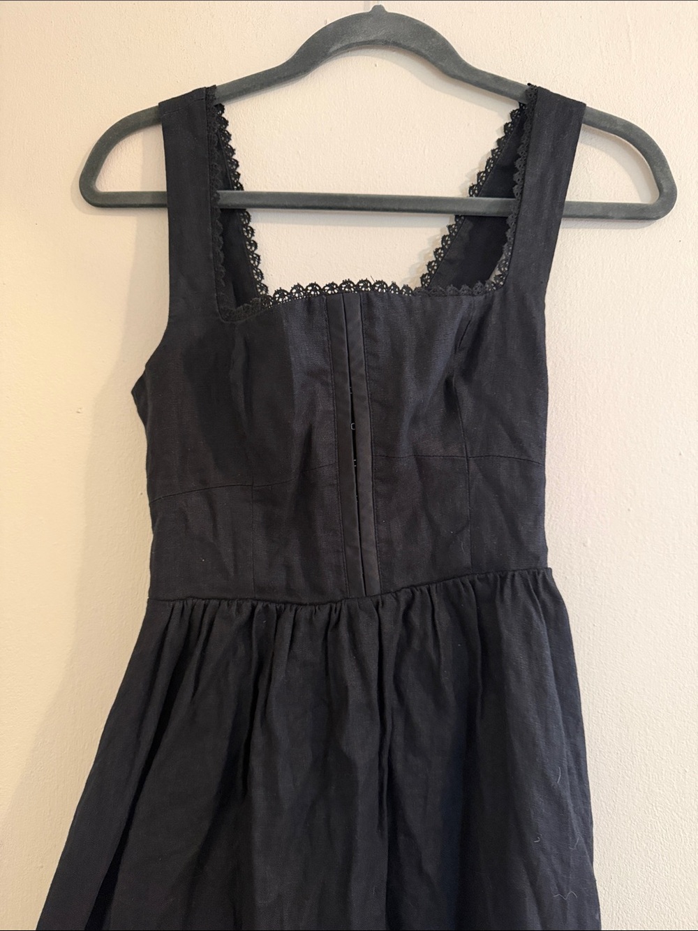 Reformation Tagliatelle Linen black dress size 0 - Picture 3 of 5